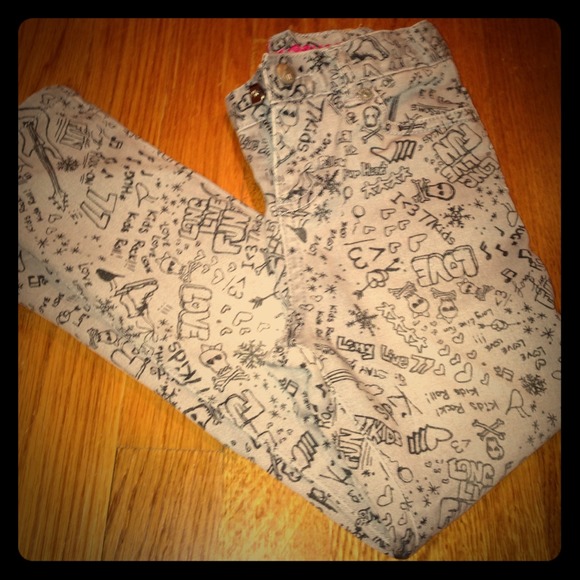 Sold 77kids graphic skinny jeans