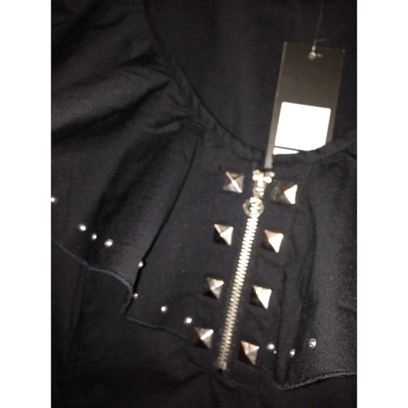 🌟SOLD🌟Black ruffle/ruche dress size medium - Picture 3 of 3