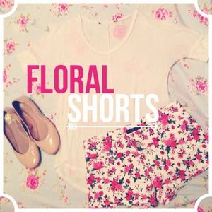 Cute floral shorts