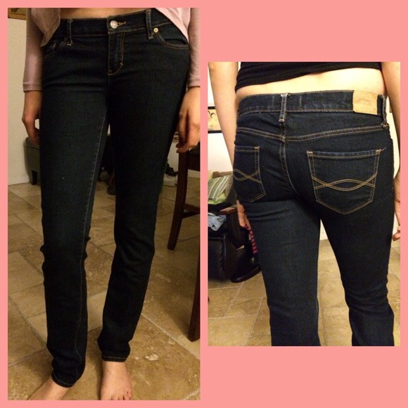 Brand new Abercrombie Skinny Jeans - Picture 1 of 2