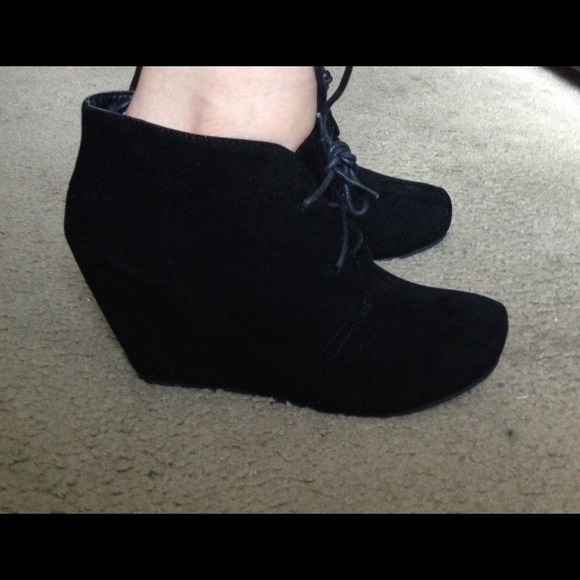 Sold *Bamboo booties - Picture 4 of 5