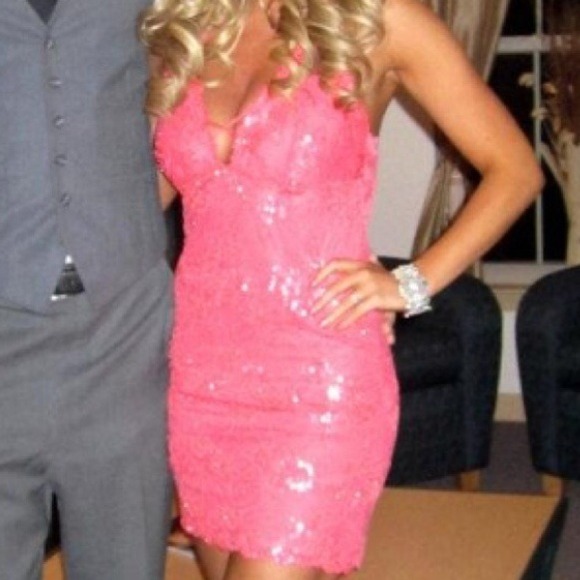 SOLD in bundle 🚫 Lace and Sequin Marciano Dress