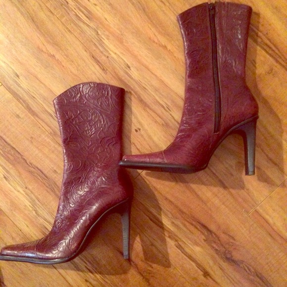Steve Madden boots