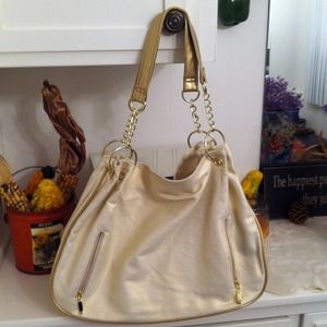 NWOT J. Lo Purse REDUCED $14 inside is flawless!