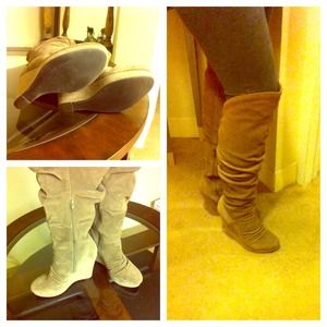 Knee-high Tan Suede Boots