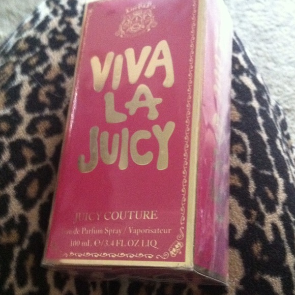 Viva La Juicy by Juicy Couture 3.4oz EDP Spray