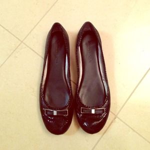 Banana Republic black Flats size 7