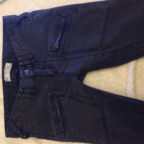 Grey-black skinny jeans