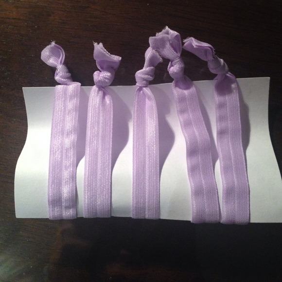 Hair ties for @maggiehh! 😊