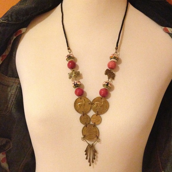 I want to go back Macchu Picchu artisan necklace - Picture 3 of 4