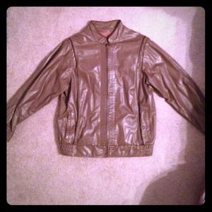 Waist length Vintage Leather Jacket❤