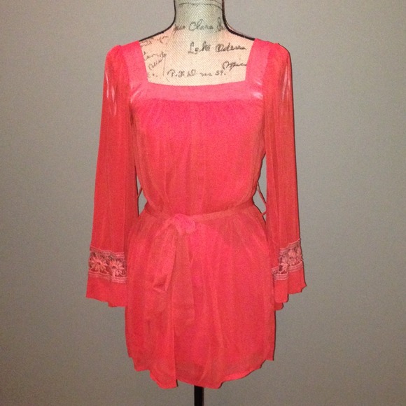 SOLD!!!!! Bell sleeve tunic