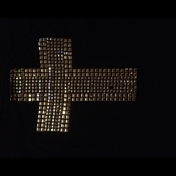 "Oversized" black top! - Picture 3 of 4