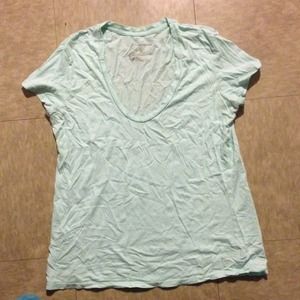 SOLD IN BUNDLE🎈Baby blue t shirt
