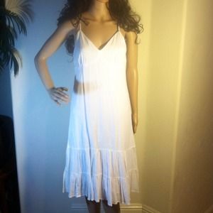 "SALE" Delicate White Dress! (Med & Lrg)