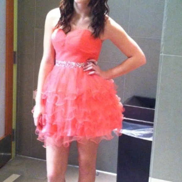 Homecoming / prom dress