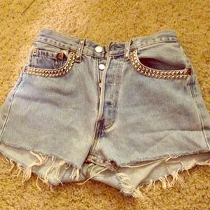 Vintage Studded Levi high wasted shorts!