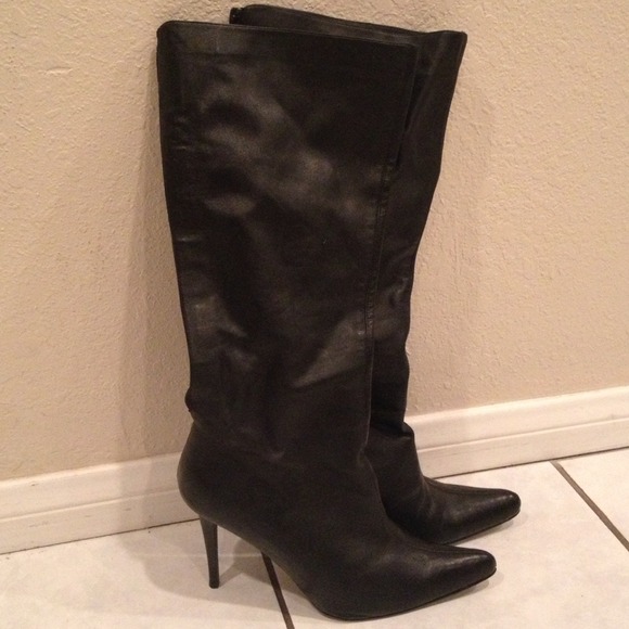 Black All Leather Knee High Boots...Size 8.5