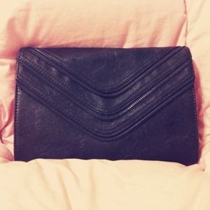 Zipper Detail Clutch