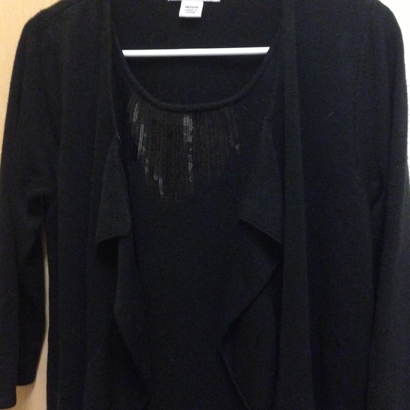 🚫🚫BUNDLED Black sequin sweater