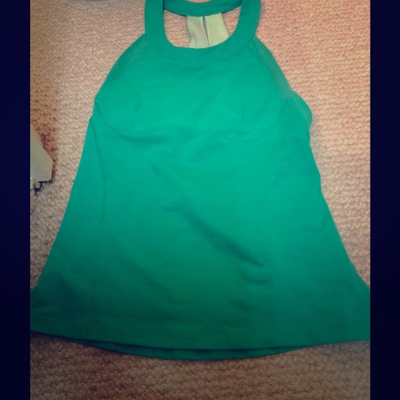 Lululemon make it count top sz 8 SOLD