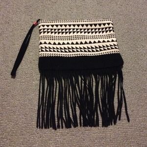 Fringe clutch