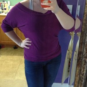 🚫SOLD IN BUNDLE🚫Purple off shoulder sweater💙