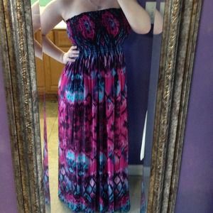 Beautiful print maxi dress💗