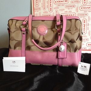 ✂️PRICE CUT✂️ Coach Handbag