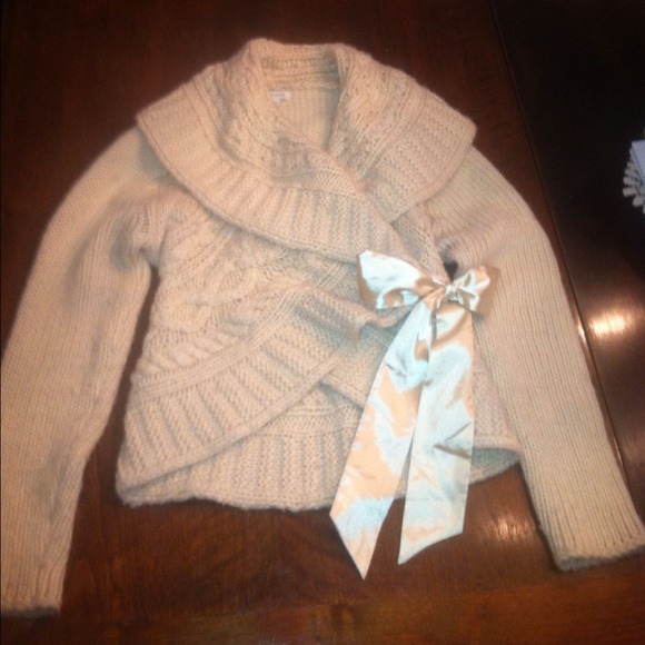 ❌HOLD 4@lisasraper❌ Boston Proper Sweater/Coach