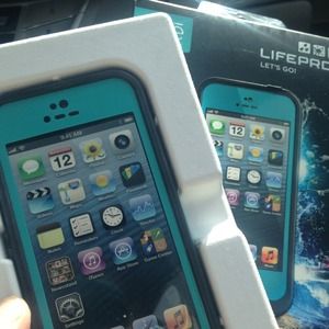Lifeproof iPhone 5 case. BRAND NEW. Teal