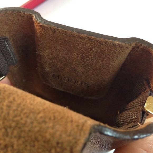 ✂️✂️REDUCED!! 💯Authentic LV Monogram Phone Case - Picture 4 of 4