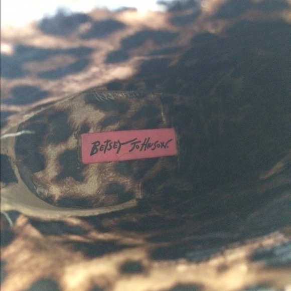 Betsey Johnson stellar boots! - Picture 3 of 3