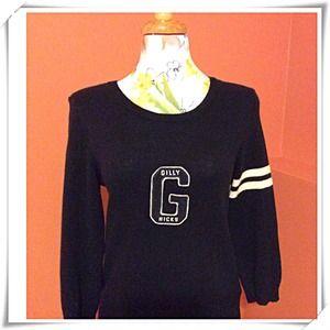 GILLY HICKS SWEATER