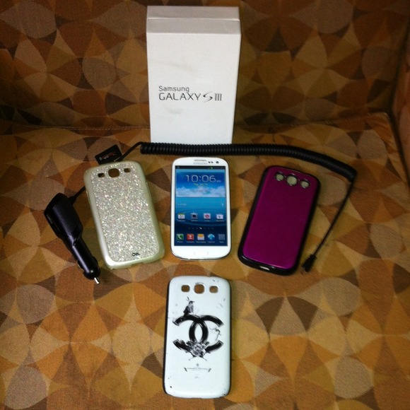 Samsung Galaxy s3 with extras!