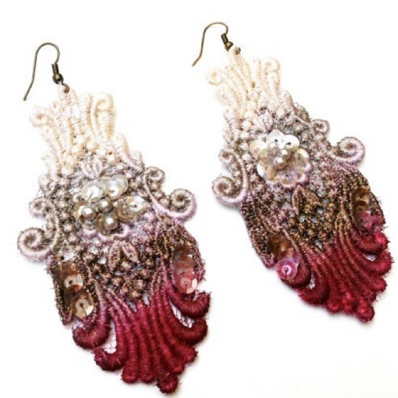 Hand Painted Tan, Brown and Oxblood Lace Earrings - Picture 1 of 3