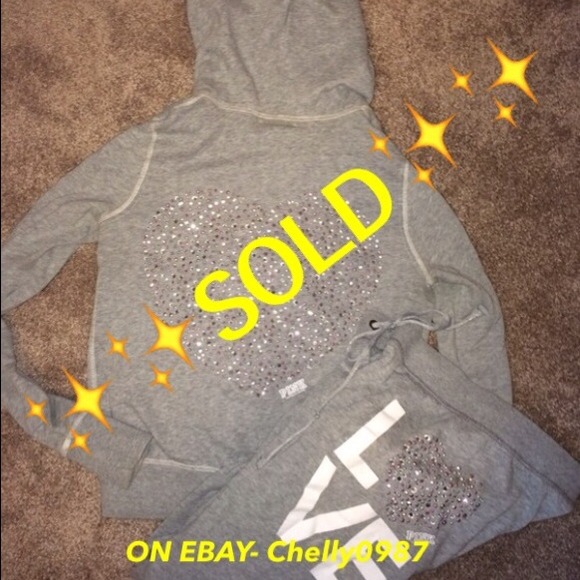 ✨SOLD EBAY✨Victoria's Secret PINK Bling Set Campus