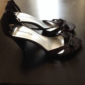 American eagle heels!