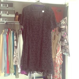 💕Plus Size Black patterned Skater Dress🎉