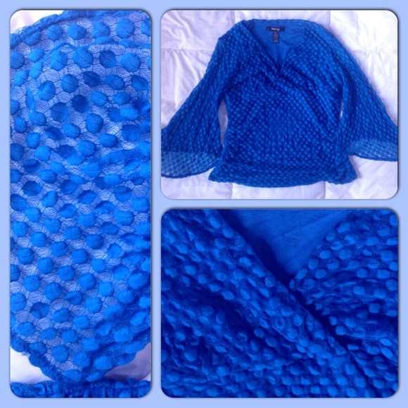 💙 Macy's cobalt blue mesh empire top