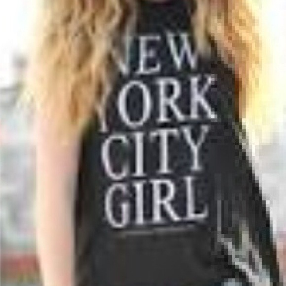 Brandy Melville tee