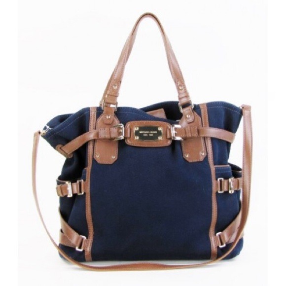 ❤️💯Authentic Michael Kors Gansevoort❤️