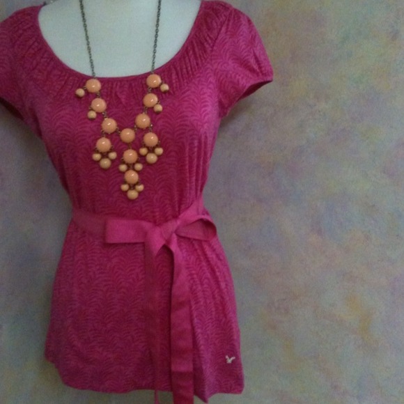 Pink patterned top with tie :) - Picture 4 of 4