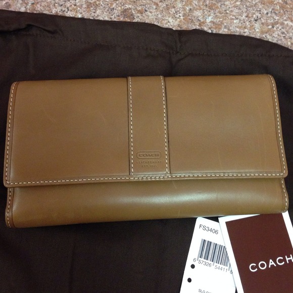 Coach wallet - Picture 2 of 4