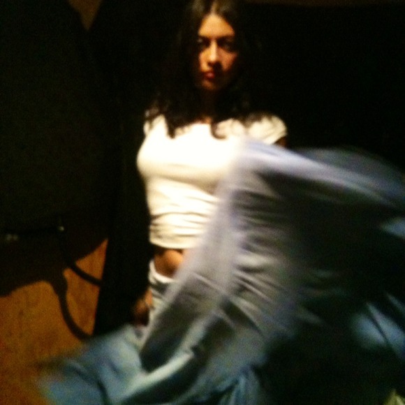 MEET YOUR SELLER! - Picture 3 of 4