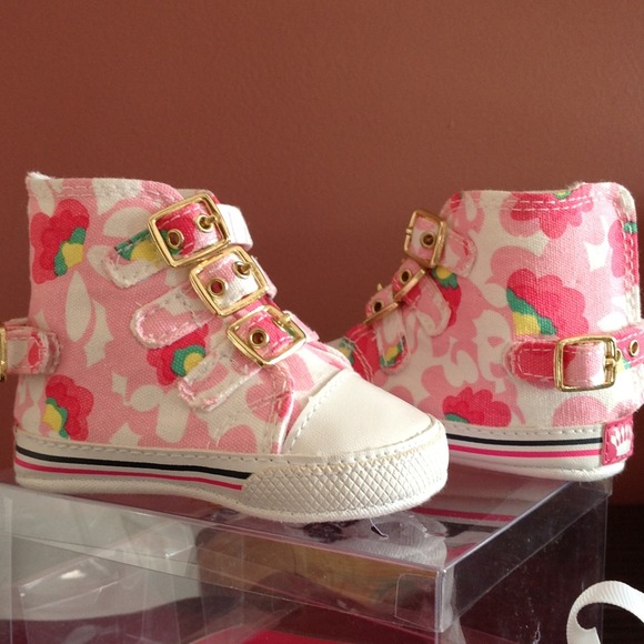 ***SOLD IN BUNDLE!*** - Picture 2 of 4