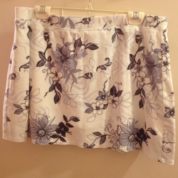 Flower Skort