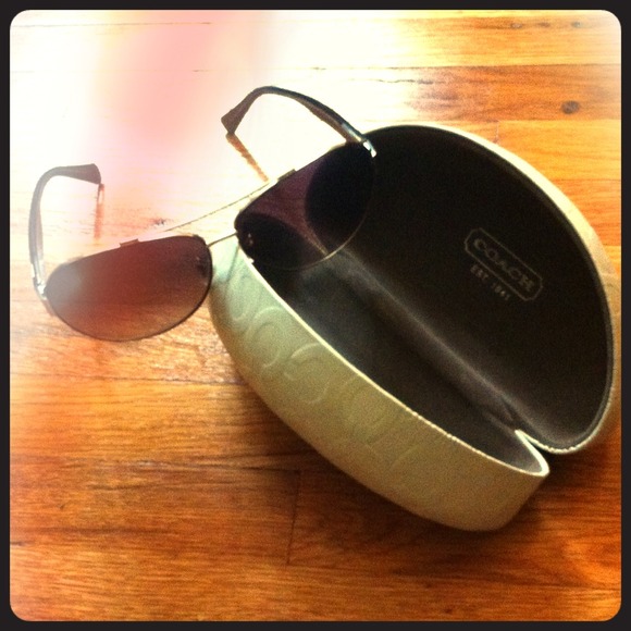 Coach aviator sunglasses