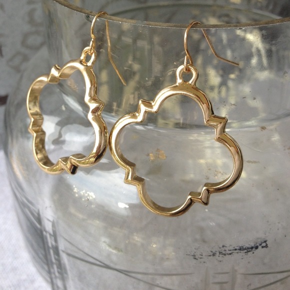 🌟Contemporary Framed Hoops - Picture 4 of 4