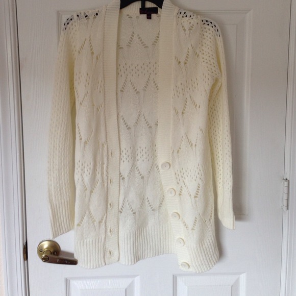 🚫SOLD🚫 Brandy Melville Style Cardigan